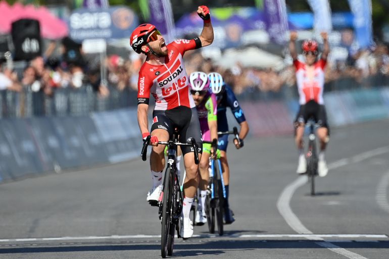 De Gendt gana octava etapa del Giro de Italia