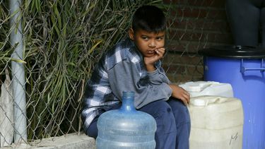 Venezolanos enfrentan momentos de angustia tras apagón