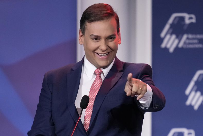 AMN-GEN NY-LEGISLADOR FALSEDADES