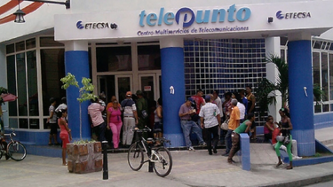 el monopolio estatal etecsa autoriza el servicio de internet para los hogares de santiago de cuba