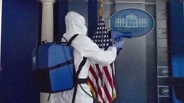 Personal de la Casa Blanca inquieto por brote de coronavirus