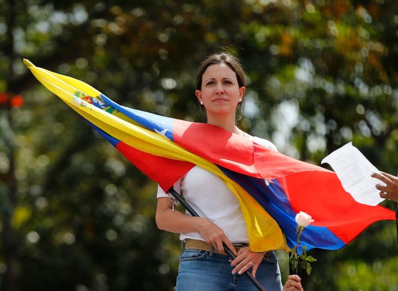 La dirigente opositora, María Corina Machado será imputada formalmente por la fiscalía de Venezuela tras acusarla de participar en un supuesto plan para asesinar a Nicolás Maduro.