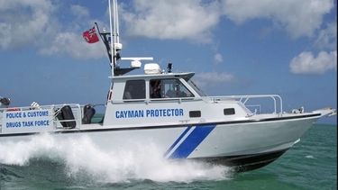 islas caiman activa un plan de contingencia ante la llegada masiva de migrantes, casi la mitad son cubanos