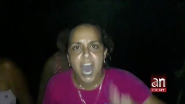 cacerolazo en medio de un apagon de varias horas en placeras, villa clara
