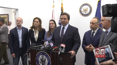ron desantis pide a la casa blanca ofrecer conexion a internet a los cubanos durante las protestas