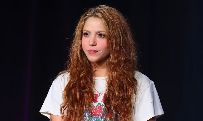 shakira.avif