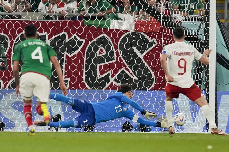 DEP-FUT MUNDIAL MÉXICO-POLONIA