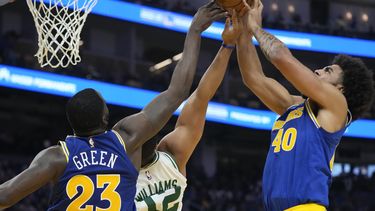 Warriors superan a Celtics en revancha de las Finales