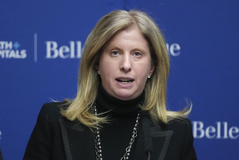 La comisionada de la policía de la ciudad de Nueva York Jessica Tisch en conferencia de prensa en Nueva York el 18 de febrero del 2025. (AP foto/Seth Wenig)