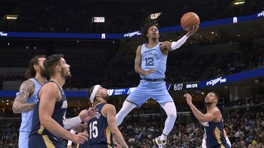 Grizzlies arrollan y llegan a 56 triunfos en la campaña