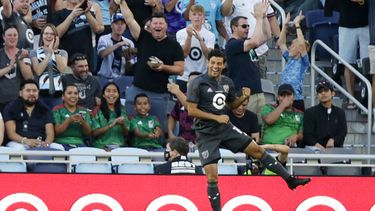 Vela y Ruidíaz dan a Estrellas de MLS triunfo ante Liga MX