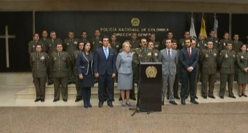 POLICIA COLOMBIA.png