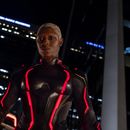 Esta imagen publicada por Disney muestra a Jodie Turner-Smith en una escena de Tron: Ares. (Disney vía AP)