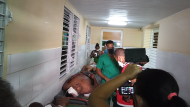 aparatoso accidente en baracoa deja un saldo de cinco personas heridas