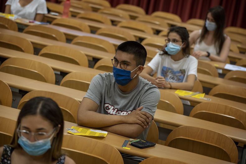 EUR-GEN_CORONAVIRUS-ESPAÑA-0.jpg