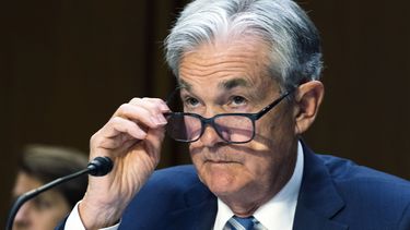 Fed se dispone a aumentar las tasas para combatir inflación