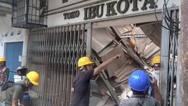 Indonesia: un sismo remece la isla de Java y daña edificios