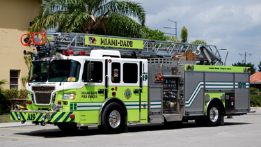 los bomberos ponen a la ciudad de miami contra la pared