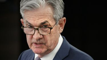 La Fed compra préstamos para estimular la economía