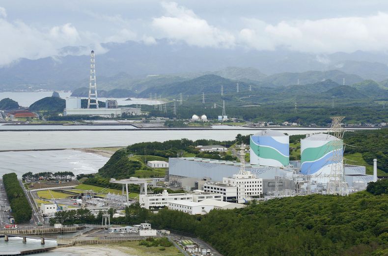 Foto de junio de 2013 de la planta nuclear Sendai en el sur de Jap&oacute;n. Los reguladores determinaron el mi&eacute;rcoles 10 de septiembre de 2014 que Sendai cumple los requisitos estrictos impuestos luego del desastre de Fukushima en 2011. (AP Foto/K