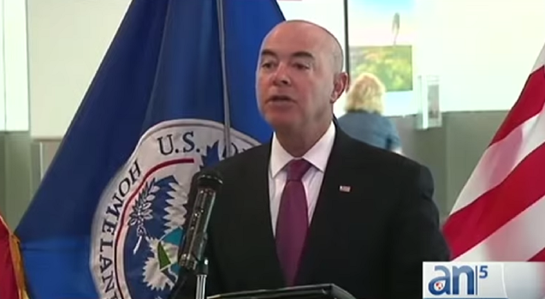 Subsecretario del departamento de Seguridad Nacional visitó la ciudad.png