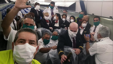 al menos seis empleados de cubana de aviacion han muerto por covid-19 en cuestion de dias
