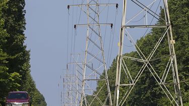 AP EXPLICA: Red eléctrica de EEUU enfrenta amenazas añejas