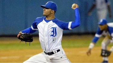 Posible fuga del lanzador de Industriales Pedro Durán