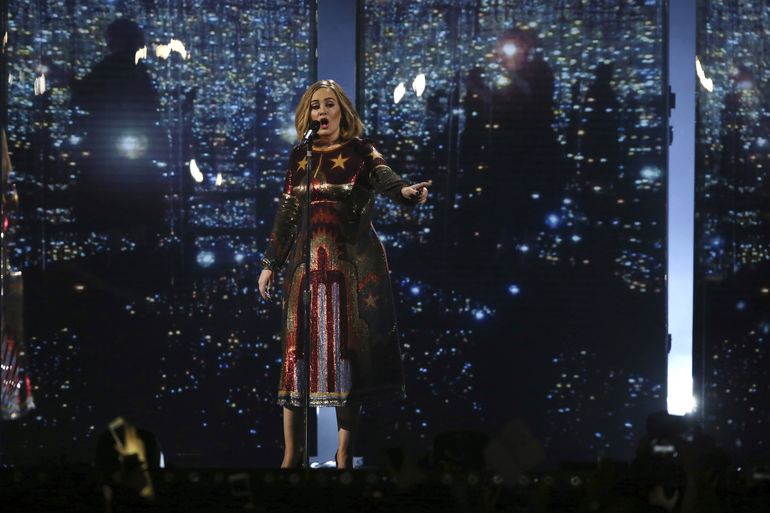 Adele pospone su residencia en Las Vegas por la pandemia