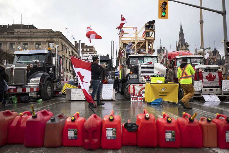 AMN-GEN CORONAVIRUS-CANADÁ-PROTESTAS