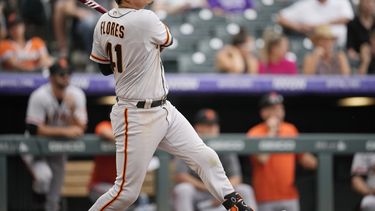 Flores y Longoria evitan barrida de Rockies sobre Gigantes