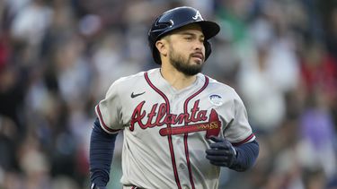 DArnaud pega grand slam y remolca 6 en triunfo de Bravos