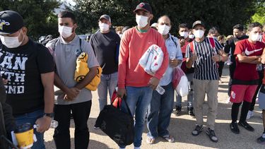 D.C. pide ayuda a Guardia Nacional por llegada de migrantes
