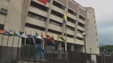 Más protestas en Venezuela mientras que Tribunal Supremo de Justicia aprueba polémica sentencia