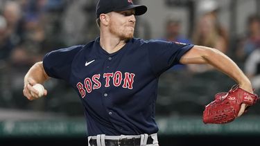 Pivetta corta mala racha; Medias Rojas vencen a Rangers