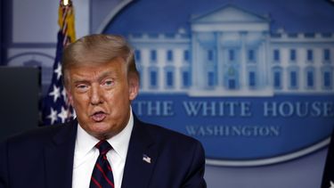 Crecen las diferencias entre Trump y expertos médicos