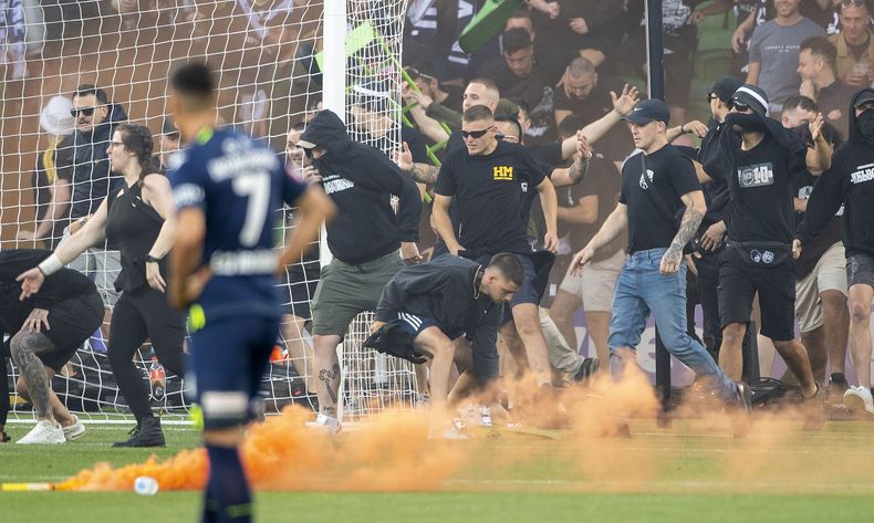 DEP-FUT AUSTRALIA-INVASIÓN
