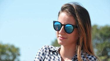 seguridad del estado intento reclutar a joven expulsada de universidad en cuba