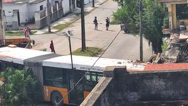 los danos materiales son considerables: investigan accidente de omnibus que choco contra una casa en la habana