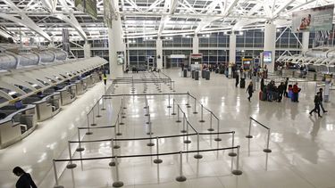 EEUU recomienda a sus ciudadanos no viajar al extranjero