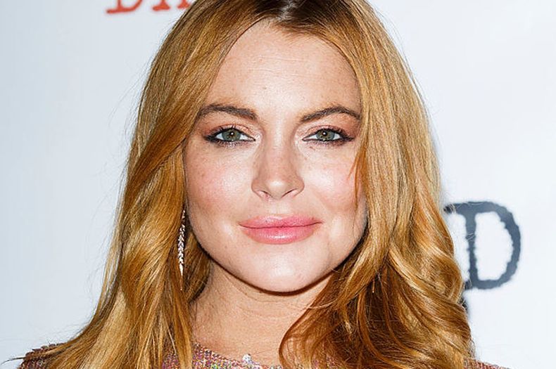 heres-what-lindsay-lohan-is-doing-nowadays-2-18051-1530041533-6_dblbig.jpg