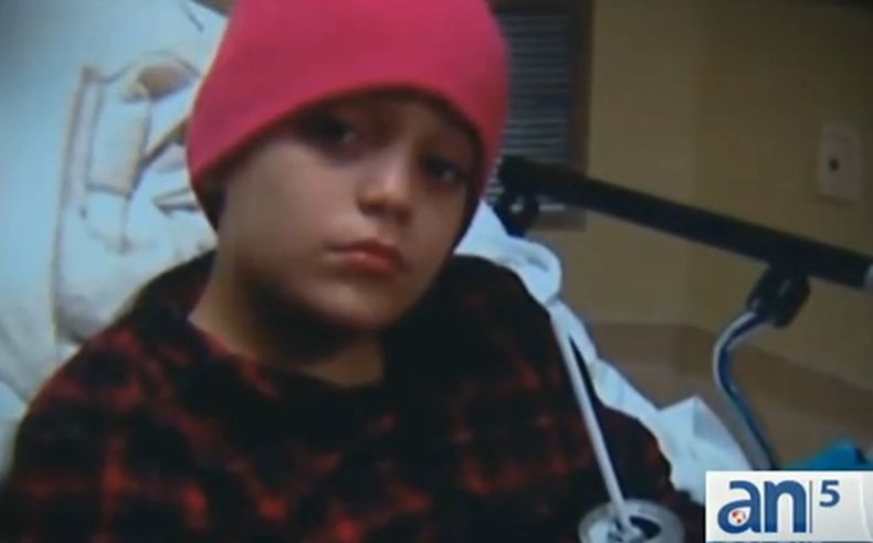 Dos niños de nueve y once años de edad se recuperan hoy luego de permanecer enterrados en la nive por varias horas.