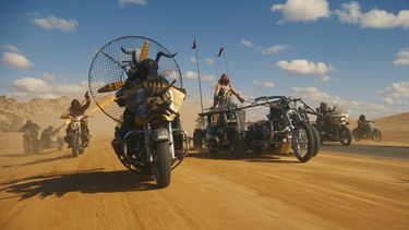En esta imagen proporcionada por Warner Bros. Pictures, una escena de Furiosa: A Mad Max Saga. (Warner Bros. Pictures vía AP)