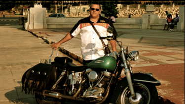 americateve | La Poderosa Tours aprovecha la leyenda del viaje sudamericano en motocicleta del terrorista argentino.
