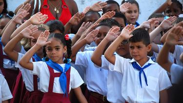 americateve | El curso escolar 2014-2015 comenzará en Cuba con un déficit de unos 12,000 profesores, un problema ya endémico en el sistema educacional de la isla.