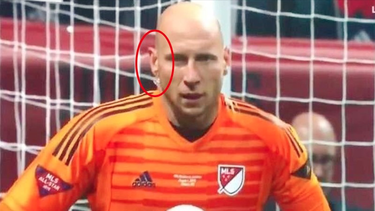 la mls de estados unidos revoluciono las transmisiones de futbol: entrevistaron al portero en pleno partido