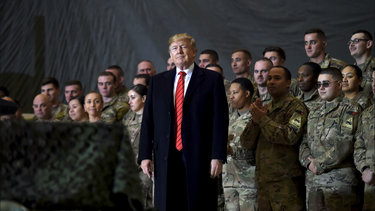 revelan que trump sugirio enviar a guantanamo a quienes llegaran a ee.uu. con covid-19