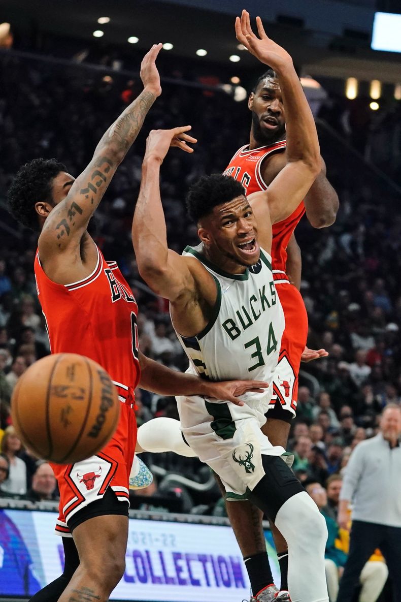 DEP-BAS BULLS-BUCKS