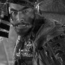 En esta imagen proporcionada por Janus Films, Toshirô Mifune en una escena de la película Los siete samuráis de 1954. (Janus Films vía AP)