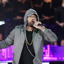 ARCHIVO - Eminem se presenta durante Live From Detroit: The Concert at Michigan Central, el 6 de junio de 2024, en Detroit. (Foto AP/Carlos Osorio, archivo)